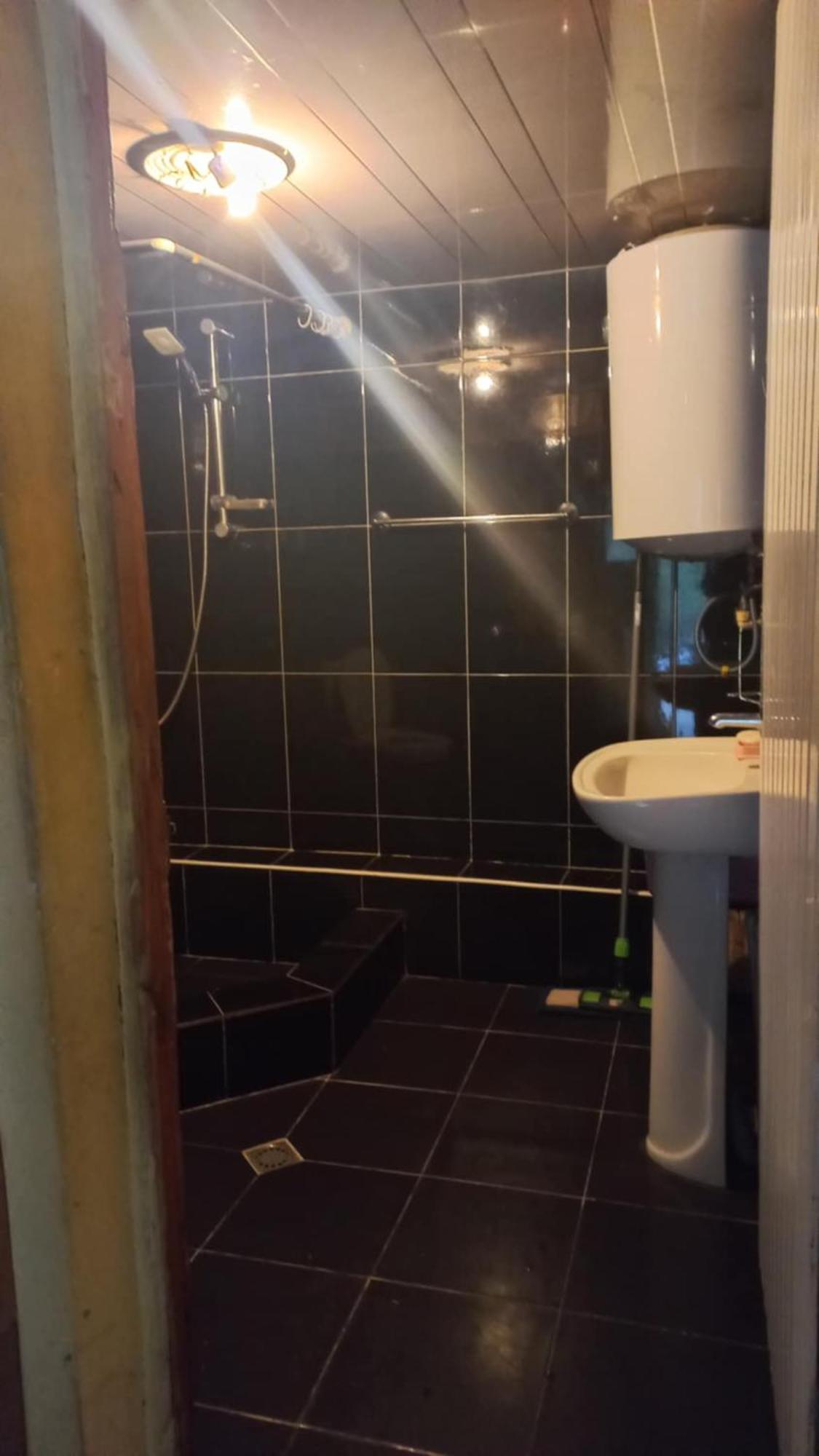 Bezengi Guest House Lalkhori المظهر الخارجي الصورة